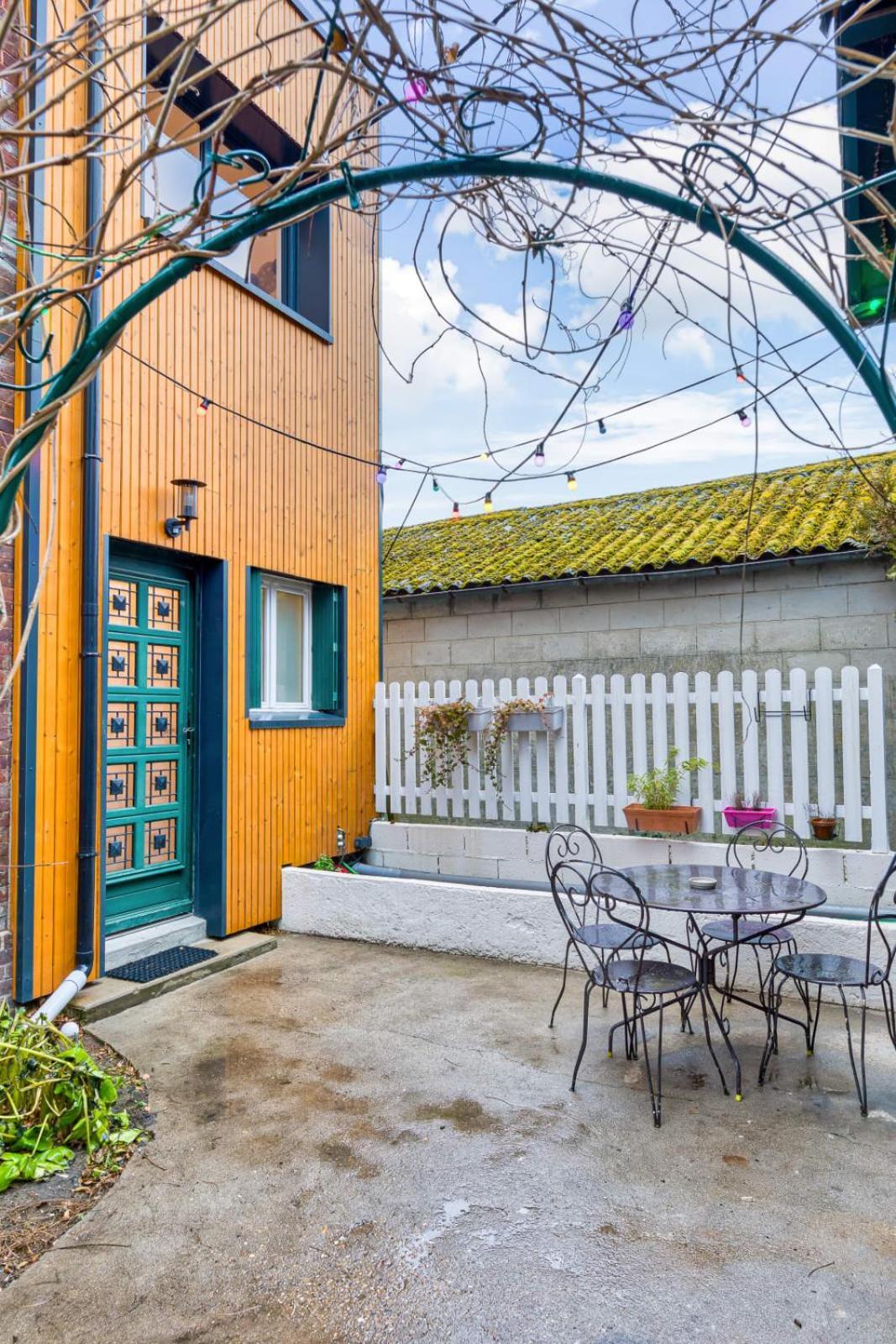 Rose Ecrin De Charme Avec Parking Terrasse Privee Et Jardin Partage Apartment Grand-Couronne Exterior photo